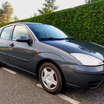 Ford Focus 1.6 74kW üv 08.2027