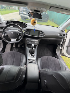 Peugeot 308 THP 115 кВт (5 фото из 12)