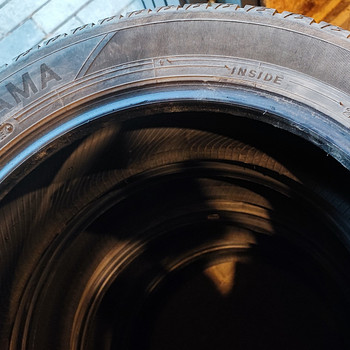 Lamellrehvid Yokohama IceGUARD iG60 205/55 R17 (4 tk)