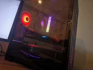 Gaming PC (2 foto / 2)