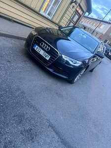 Audi A6 (1 фото из 7)