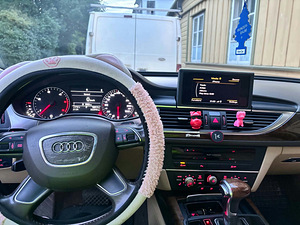Audi A6 (5 фото из 7)