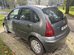 Продаётся Citroen C3 (4 фото из 4)