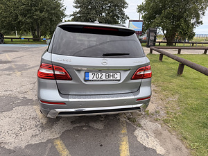 Müüa Mercedes ML 350 (13 foto / 14)