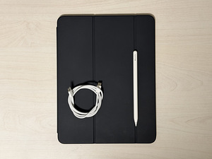 Apple iPad Pro 13 M4 SpB 256GB WiFi, nagu uus! (5 foto / 5)