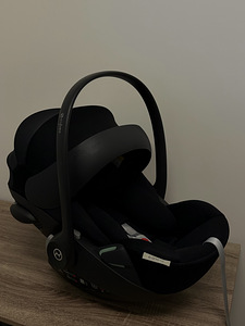 Автолюлька Cybex Cloud G i-Size (1 фото из 4)