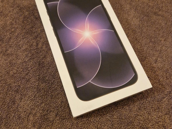iPHONE 17e BLACK 256GB