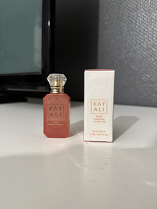 Kayali Sparkling Lychee 39 (1 foto / 5)