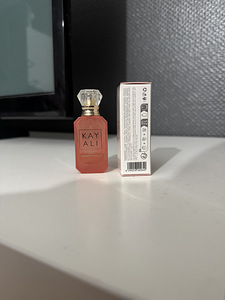 Kayali Sparkling Lychee 39 (2 foto / 5)