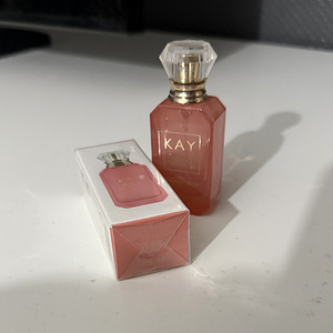 Kayali Sparkling Lychee 39 (5 foto / 5)