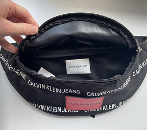 Calvin klein vöökott (2 foto / 4)