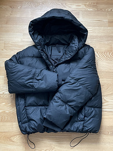 Зимняя куртка (3 фото из 4)