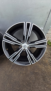5x108 19" (8J, ET42) Volvo OEM 32143049 (6 foto / 10)