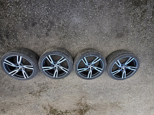 Veljed rehvidega Volvo XC90 275/35/22 (4 foto / 7)