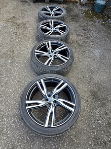 Veljed rehvidega Volvo XC90 275/35/22 (5 foto / 7)