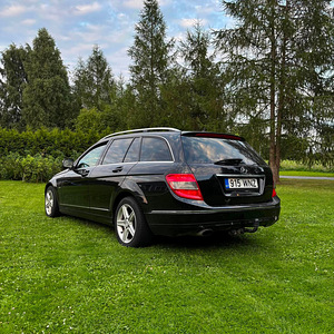 Mercedes-Benz c220 w204 Reg. tasu makstud (3 foto / 9)