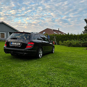 Mercedes-Benz c220 w204 Reg. tasu makstud (4 foto / 9)
