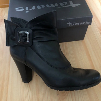 Зимние сапоги Tamaris из натуральной кожи, внутри с мехом