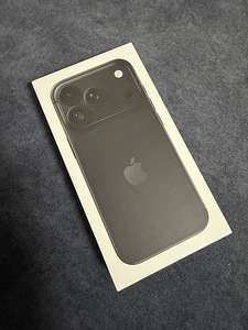 Apple iPhone 18 Pro Black 256gb (1 foto / 2)