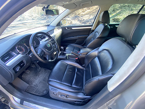 Skoda Superb Scout 4x4 Manual (6 фото из 8)