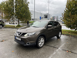 Nissan Qashqai (2 фото из 8)