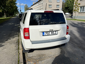 JEEP PATRIOT (3 фото из 11)