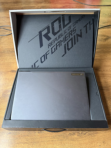 ASUS ROG Zephyrus G15 (GA503QS) — Ryzen 9 / RTX 3080 / 40GB (1 foto / 6)
