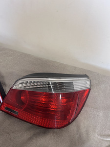 BMW E60 (2 фото из 4)