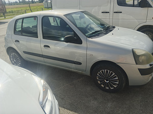 Müüa Renault Clio (3 foto / 13)