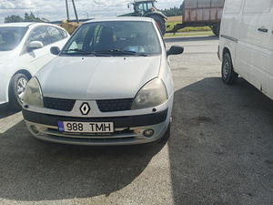 Müüa Renault Clio (9 foto / 13)