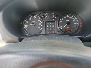 Müüa Renault Clio (8 foto / 13)