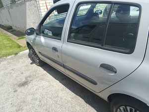 Müüa Renault Clio (10 foto / 13)