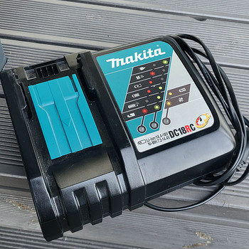 Зарядное устройство Makita DC18RC, 7.2 - 18 V, Li-ion