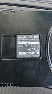 Зарядное устройство Makita DC18RC, 7.2 - 18 V, Li-ion (2 фото из 2)