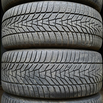 R18 Hamkook M+S erilaiused 245/50/18 & 275/45/18