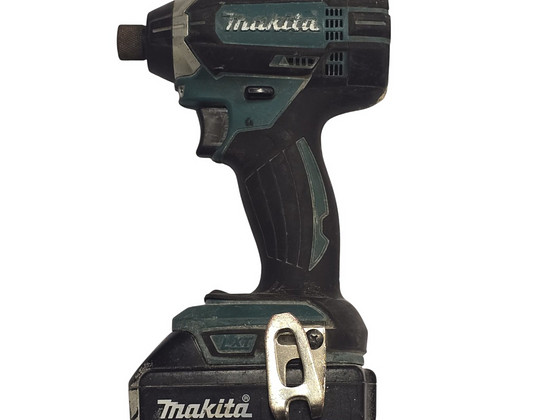 Ударная дрель - шуруповерт Makita DTD 152 + 5,0Ач