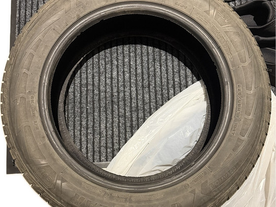 Goodyear UltraGrip Ice 225/60 R18 зимние шины — 4 шт.