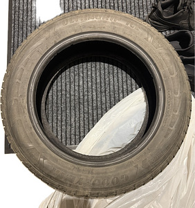 Goodyear UltraGrip Ice 225/60 R18 talverehvid – 4 tk (1 foto / 1)