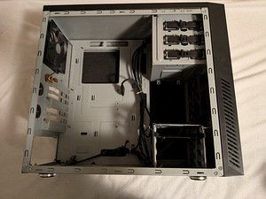 Cooler Master 550 Silencio ATX (5 фото из 6)