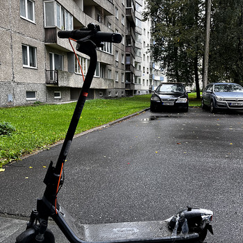 Продаю электросамокат