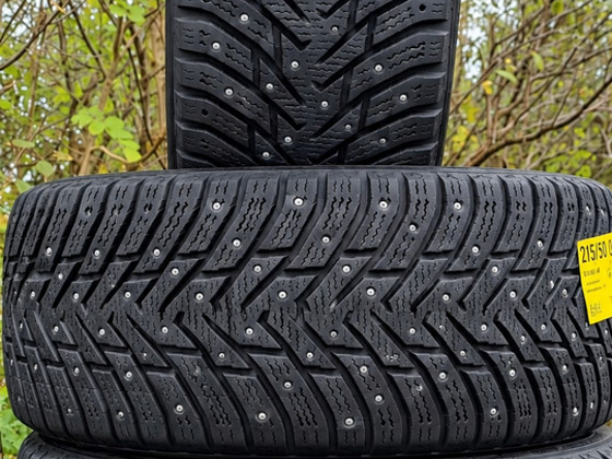 Шипованные шины / 245 45 19 / Nokian Hakkapeliitta 8