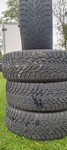 M+S / 205 60 16 / Nokian Hakkapeliitta R3 (2 фото из 4)