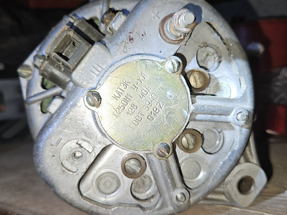 Generaator GAZ-2401 Volga