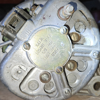 Generaator GAZ-2401 Volga