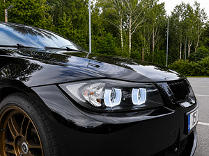 BMW e90 330xi (3 foto / 6)