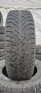 M+S / 195 65 15 / Nokian Hakkapeliitta R3 (1 foto / 3)