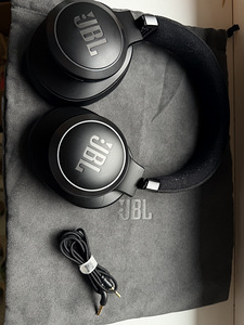 Jbl live 775NC BT klapid (1 foto / 2)