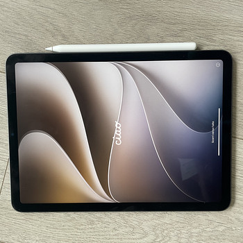 iPad Air 5 gen, 64gb ja Apple pencil 2 gen
