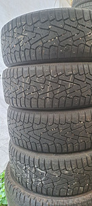 Шипованные шины / 225 55 17 / Pirelli (2 фото из 3)