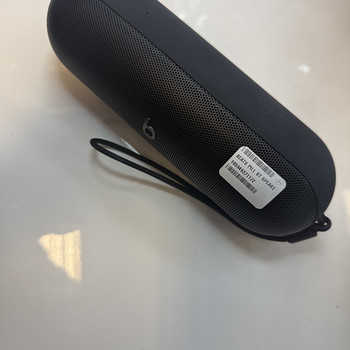 Beats Pill